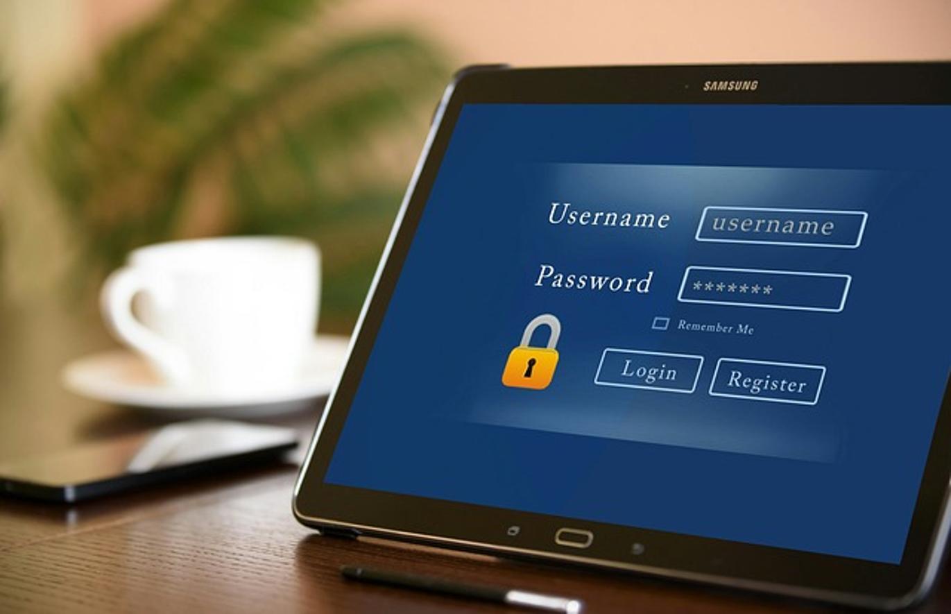 wie man sich aus einem Wireshark-Capture bei einem Router anmeldet